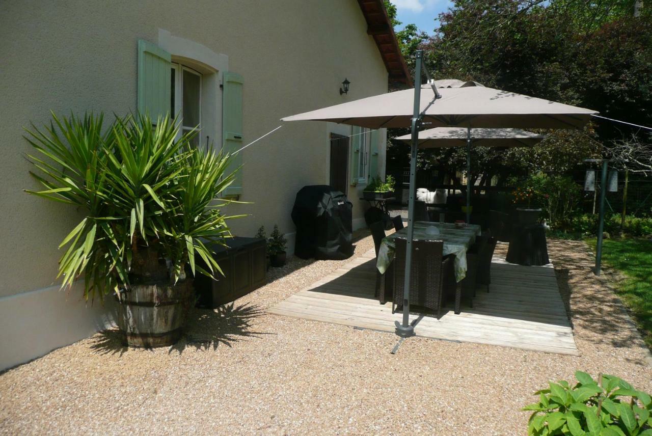 Domaine Serrot Saint-Elix-Theux Exterior photo